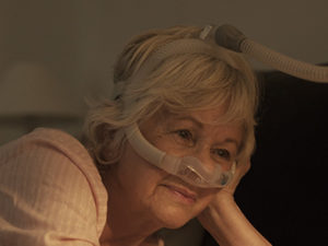 AirFit-N30i-tube-up-nasal-CPAP-mask-sleep-apnoea-patient