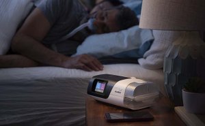 patient-sleeping-with-airsense-11-elite-cpap-sleep-apnoea-device-mobile